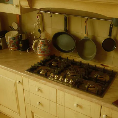 Cozy With Terrace, Ping Pong & Billiard Table B&B Monte Molino