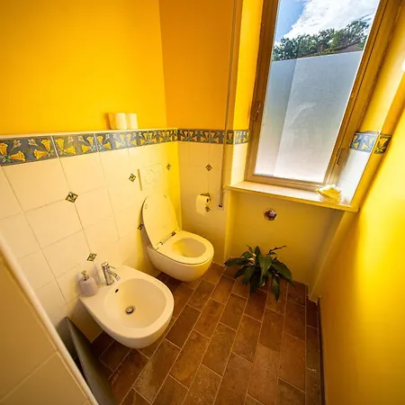 Alojamento de Acomodação e Pequeno-almoço Casa Burnie Monte Molino